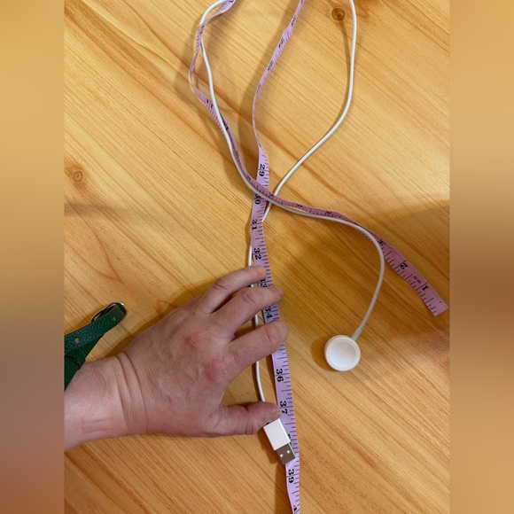 Black Charger Watch Stand+Apple Watch Charger (Watch to USB) Fast Charging Cable - Picture 6 of 8